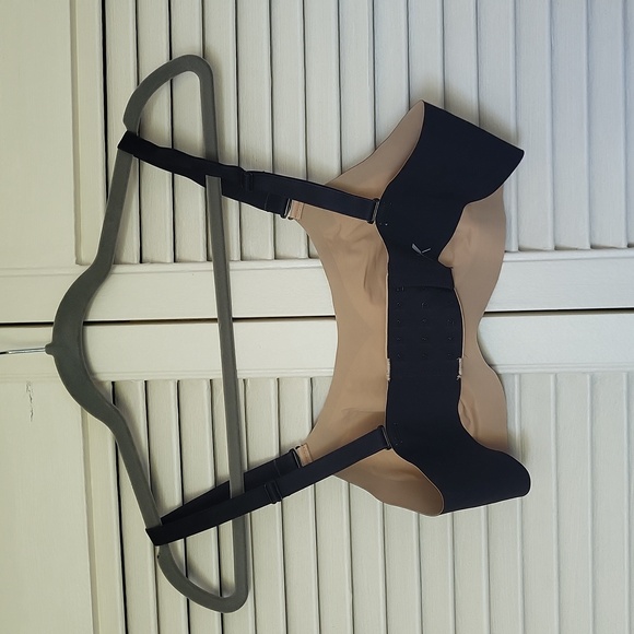 Knix Evolution Bra - Picture 2 of 4